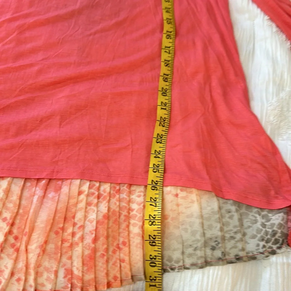 NWT APT 9 High-Low Top - Picture 8 of 10